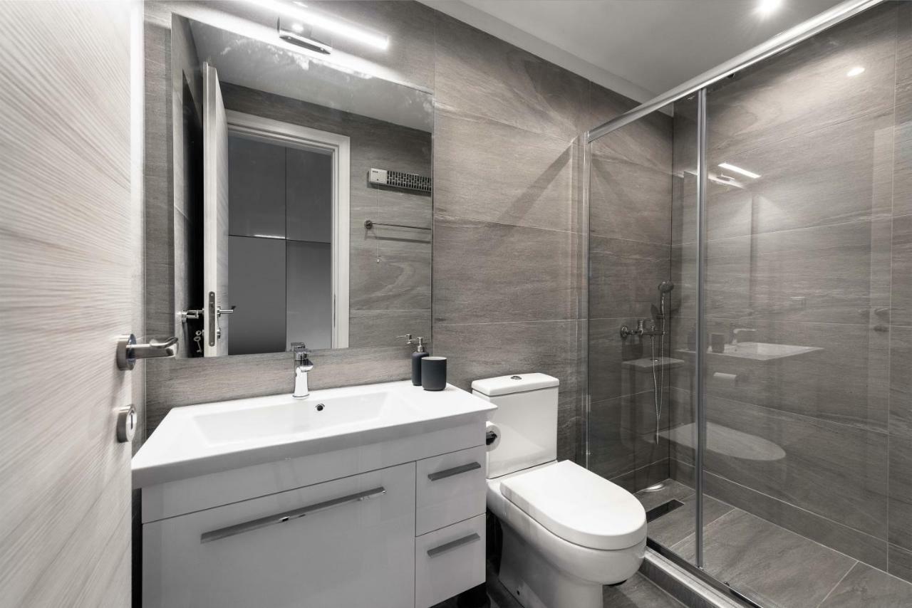 M&F Luxury Suites Est. 2019 / F Suite Thessaloníki Luaran gambar