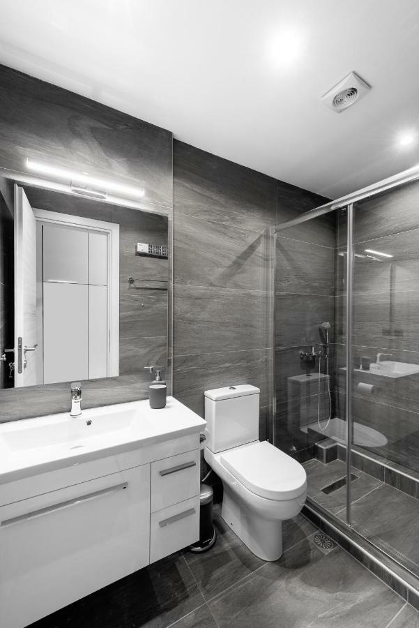 M&F Luxury Suites Est. 2019 / F Suite Thessaloníki Luaran gambar