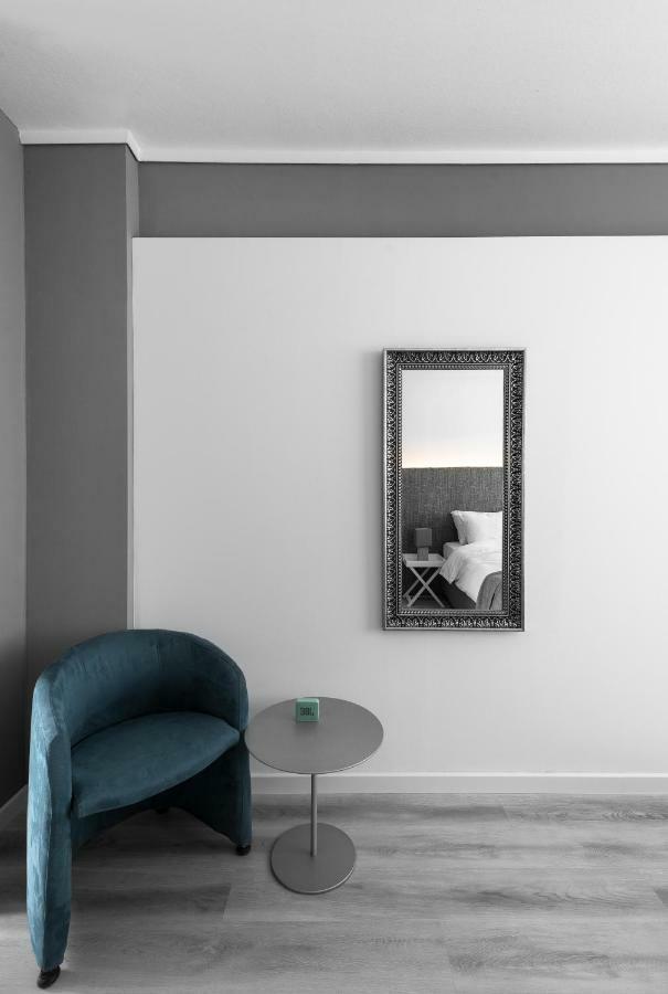 M&F Luxury Suites Est. 2019 / F Suite Thessaloníki Luaran gambar