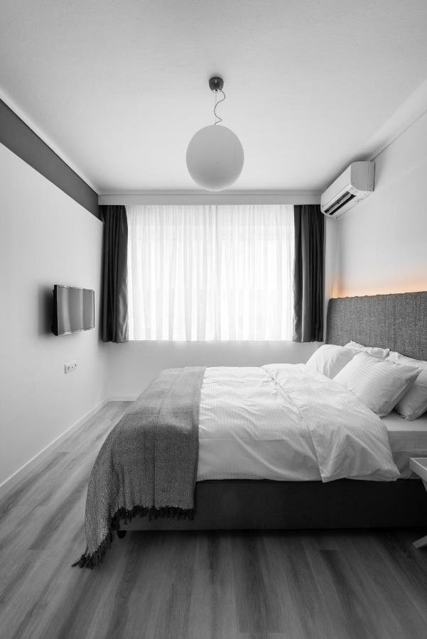 M&F Luxury Suites Est. 2019 / F Suite Thessaloníki Luaran gambar